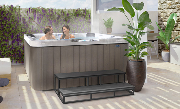 Escape™ Spas Owosso hot tubs for sale